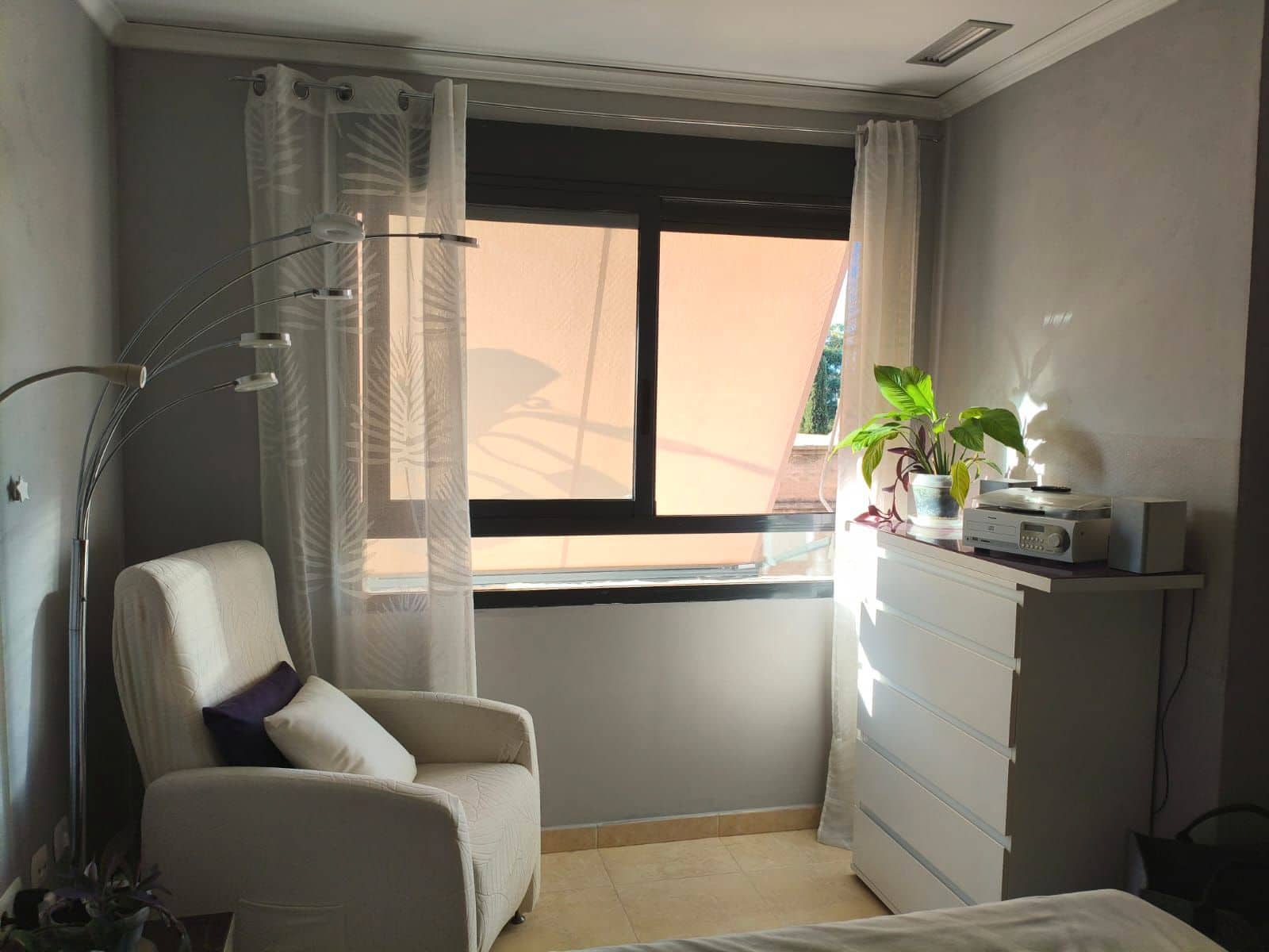 3 bedroom Flat for sale in Castello de la Plana with garage - € 220,000 (Ref: 9401943)