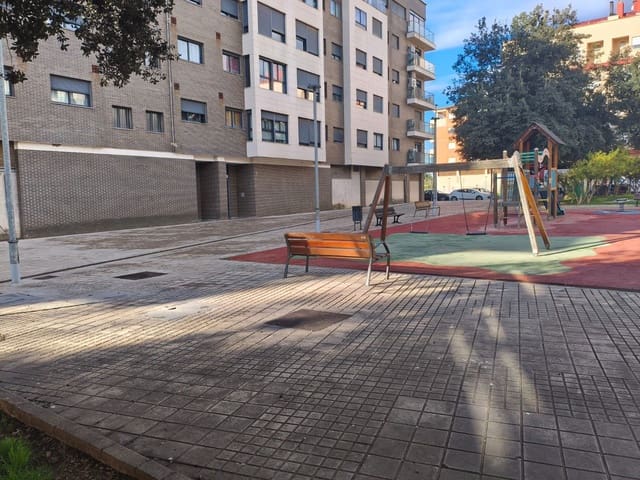 3 soverom Leilighet til salgs i Oeste, Castelló de la Plana med garasje - € 220 000 (Ref: 9401943)