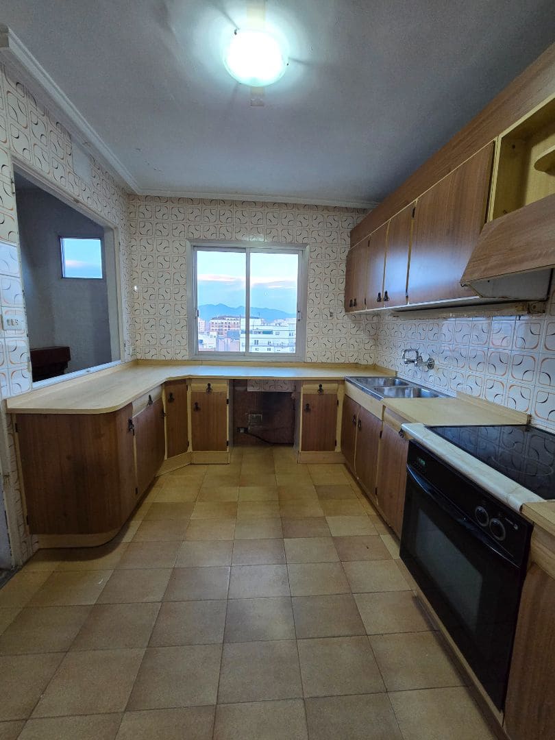 4 slaapkamer Penthouse te koop in Castello de la Plana - € 189.000 (Ref: 9448501)