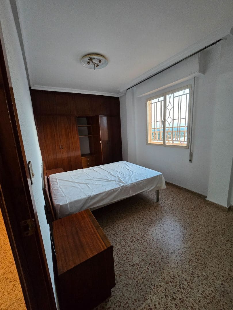 4 slaapkamer Penthouse te koop in Castello de la Plana - € 189.000 (Ref: 9448501)