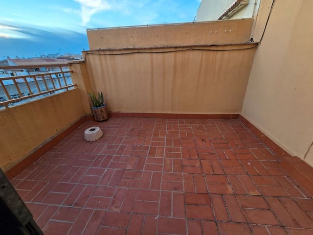 4 slaapkamer Penthouse te koop in Este, Castelló de la Plana - € 189.000 (Ref: 9448501)