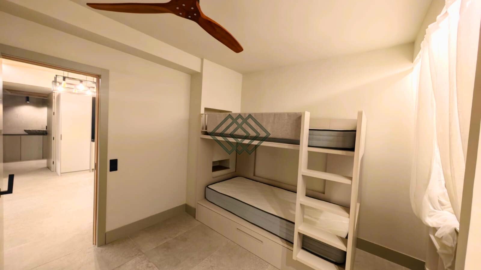 4 makuuhuone Ranta-asunto myytävänä paikassa Denia mukana uima-altaan 
autotalli - 330 000 € (Ref: 9771944)