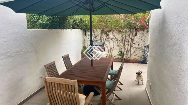 5 sovrum Radhus till salu i Rocafort med pool garage - 950 000 € (Ref: 9771947)