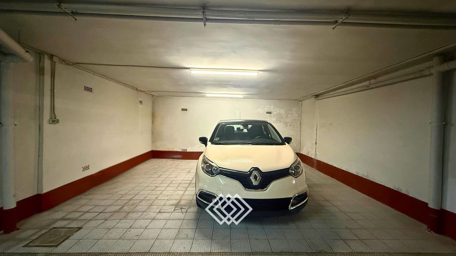 4 slaapkamer Rijtjeshuis te koop in Rocafort met zwembad garage - € 585.000 (Ref: 9771957)