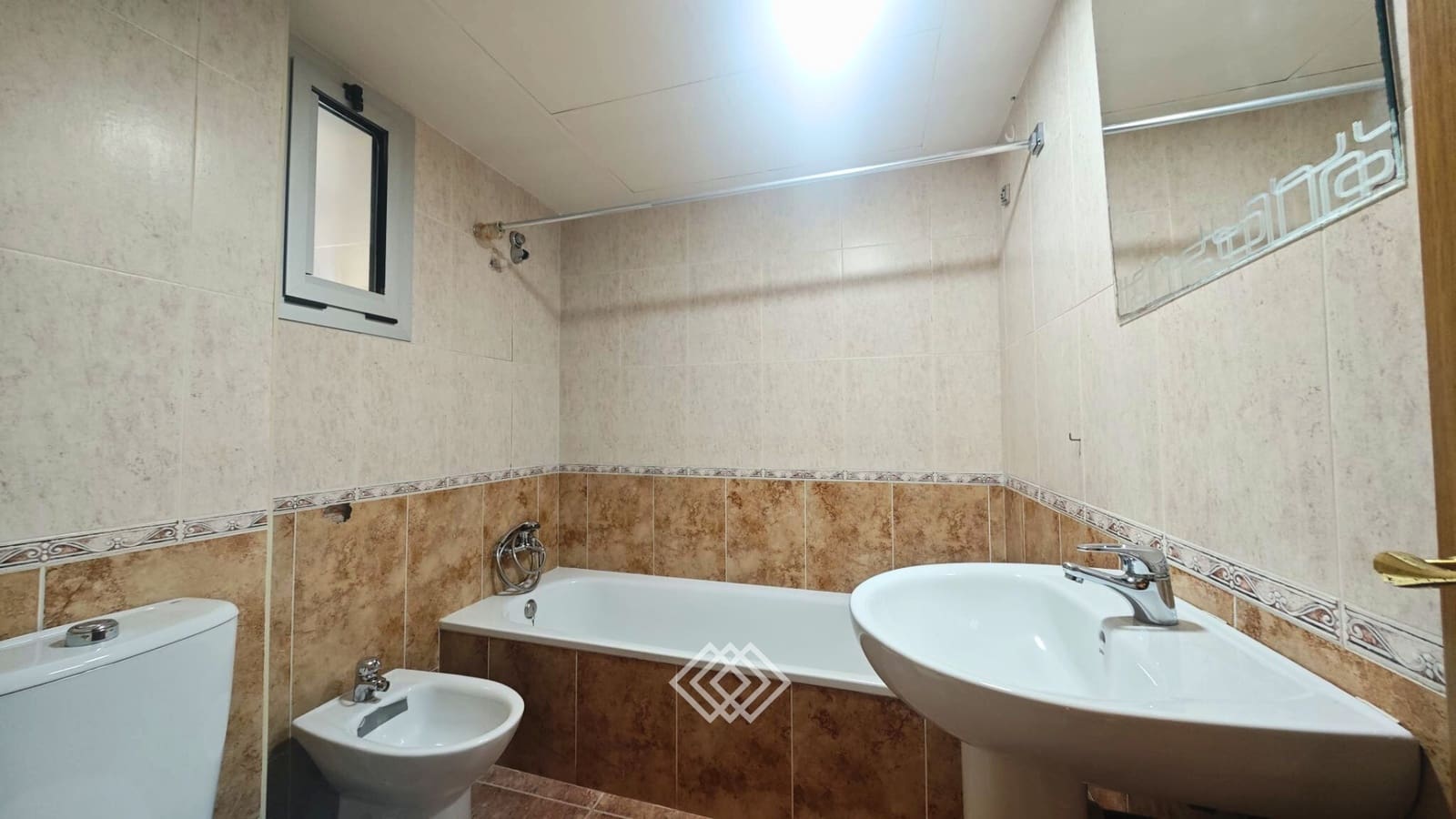 3 slaapkamer Flat te koop in Valencia stad - € 650.000 (Ref: 9772036)