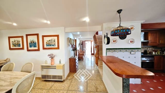 4 quarto Moradia para venda em Bétera com piscina - 890 000 € (Ref: 9844456)