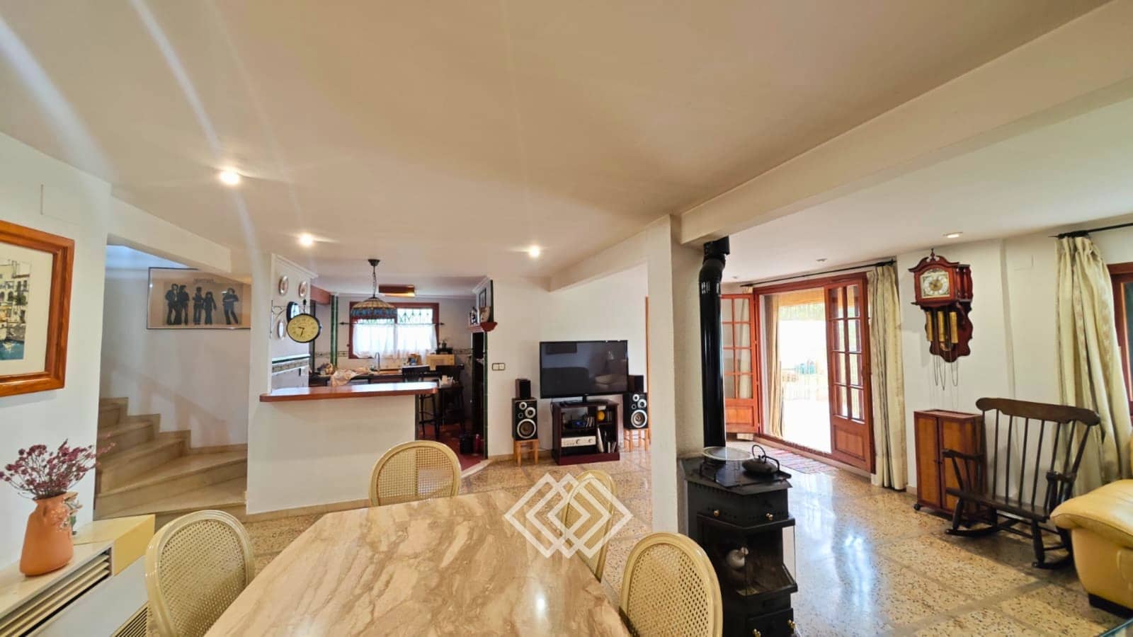 4 bedroom Villa for sale in Betera with pool - € 890,000 (Ref: 9844456)