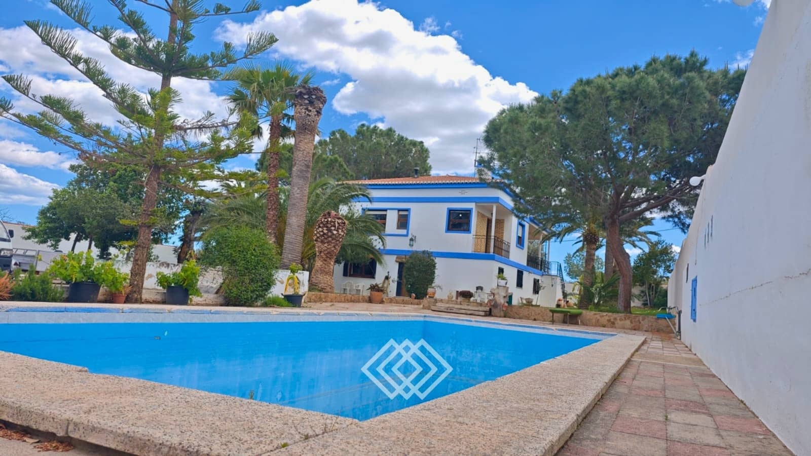 4 bedroom Villa for sale in Betera with pool - € 890,000 (Ref: 9844456)