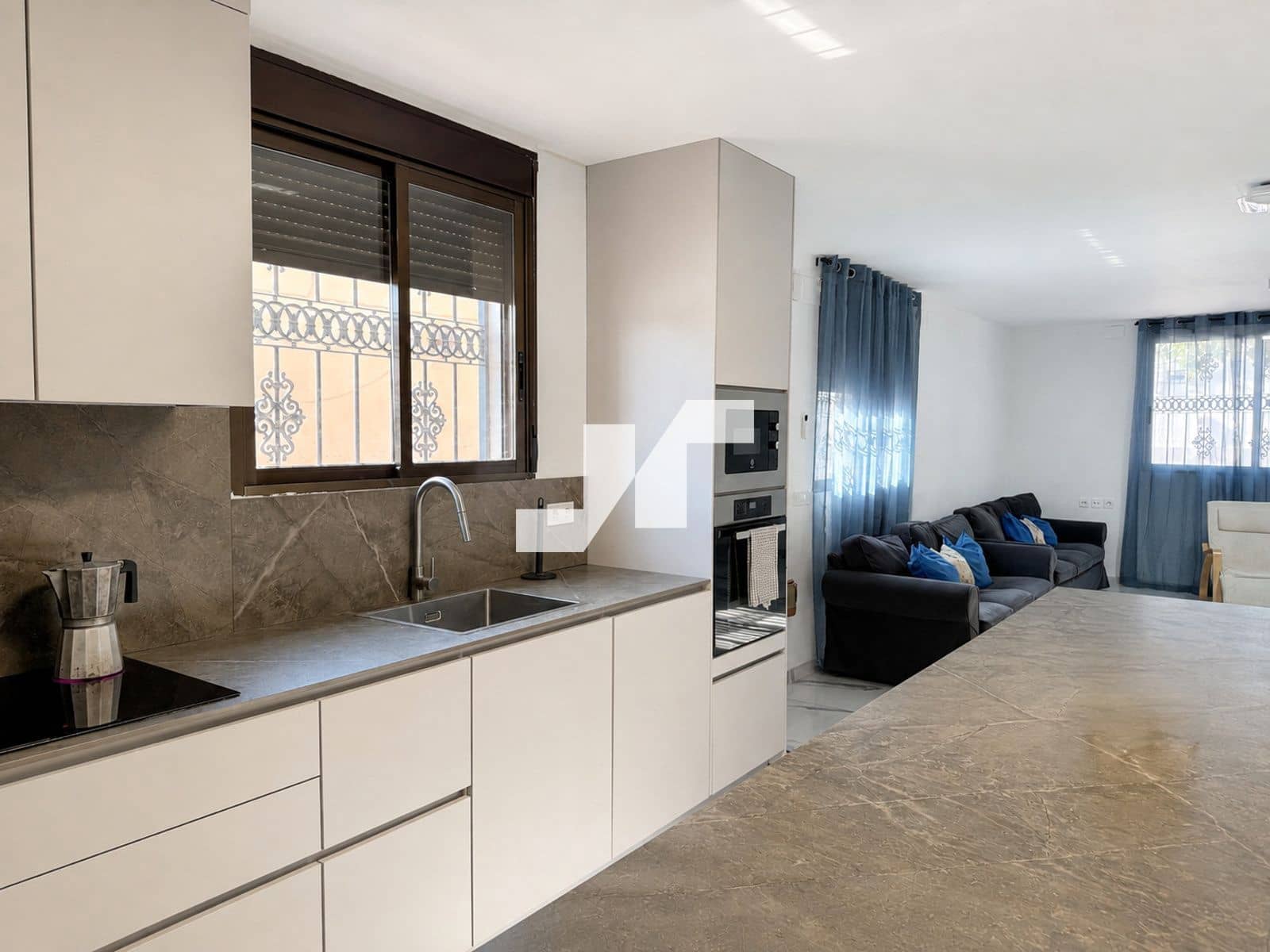 2 makuuhuone Huvila myytävänä paikassa Vila-real - 120 000 € (Ref: 10018086)
