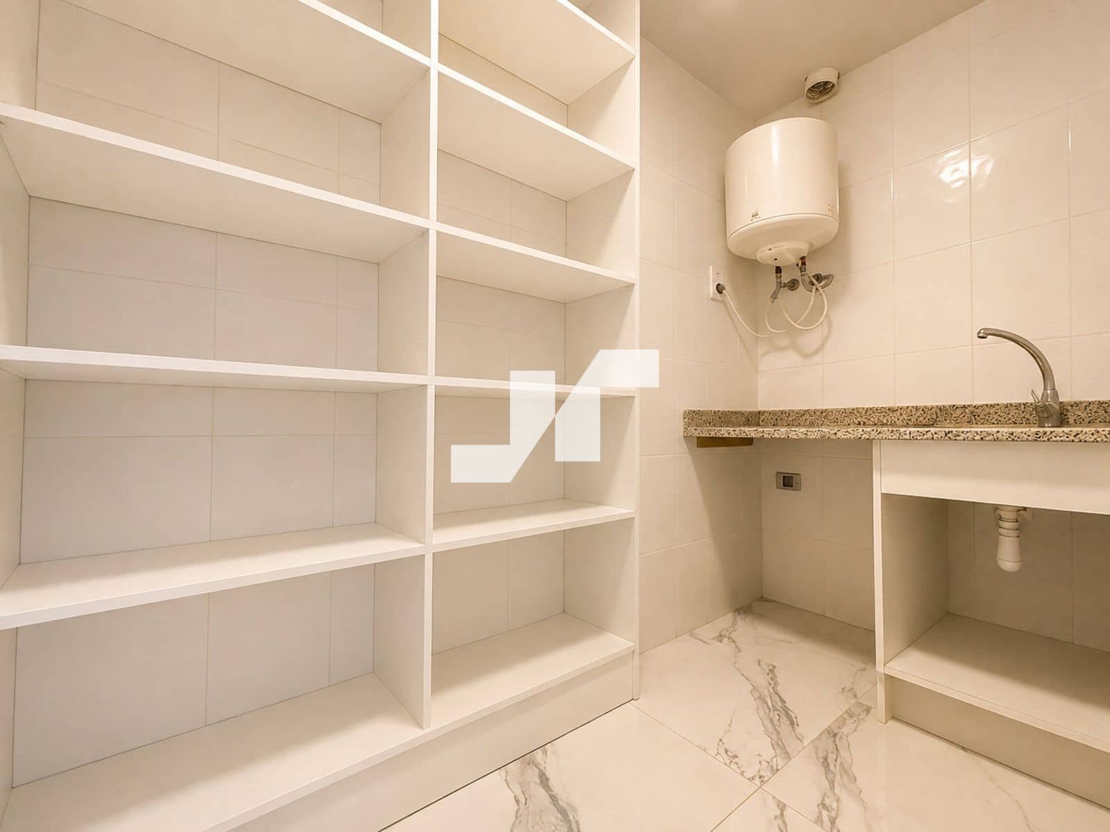 5 makuuhuone Huvila myytävänä paikassa Vila-real - 250 000 € (Ref: 10018101)