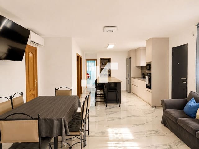 5 makuuhuone Huvila myytävänä paikassa Vila-real - 250 000 € (Ref: 10018101)