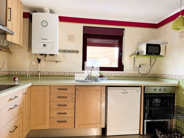 5 makuuhuone Huvila myytävänä paikassa Vila-real - 250 000 € (Ref: 10018101)