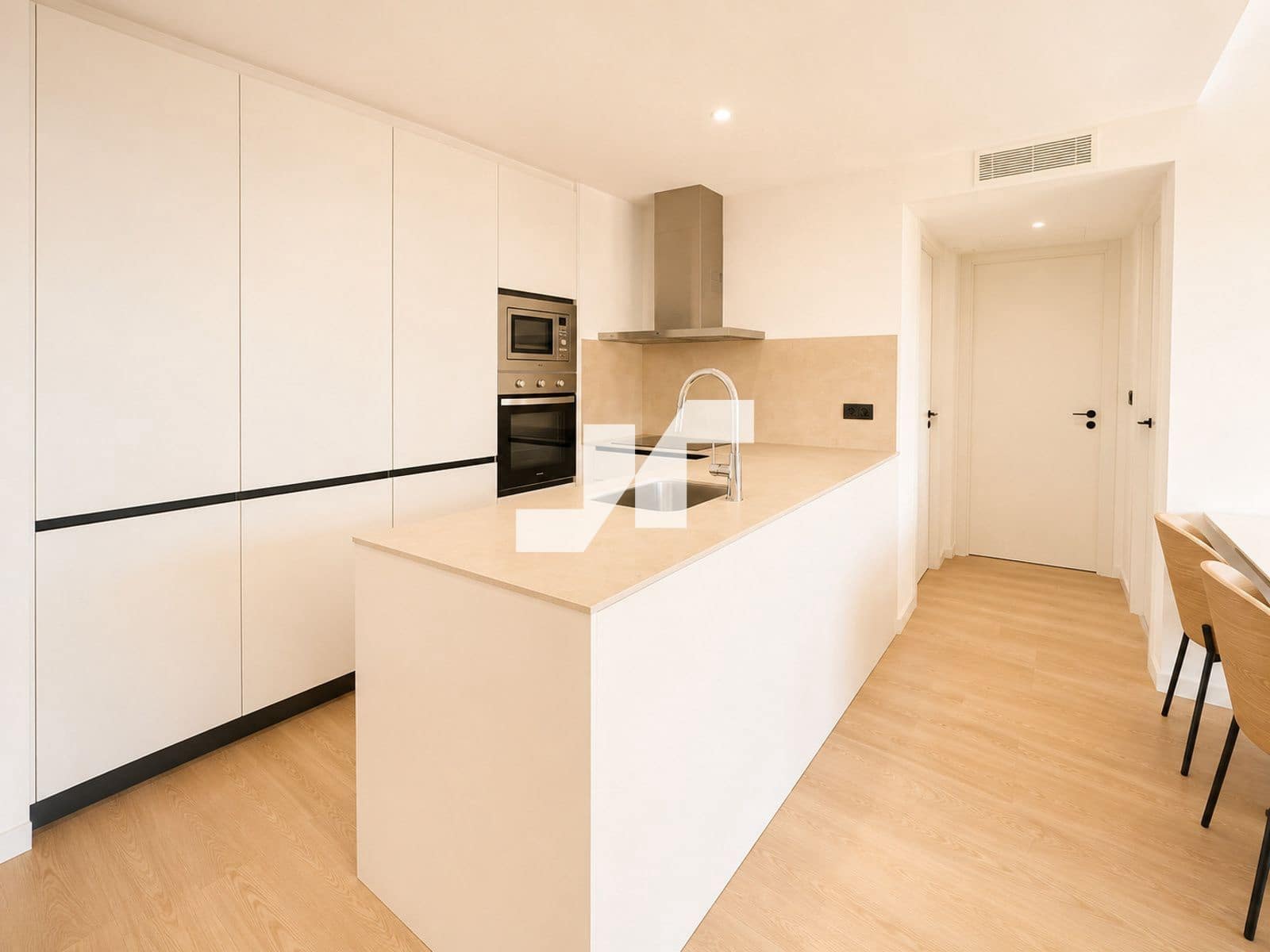 2 bedroom Flat for sale in Moncofa with pool garage - € 289,000 (Ref: 10035055)