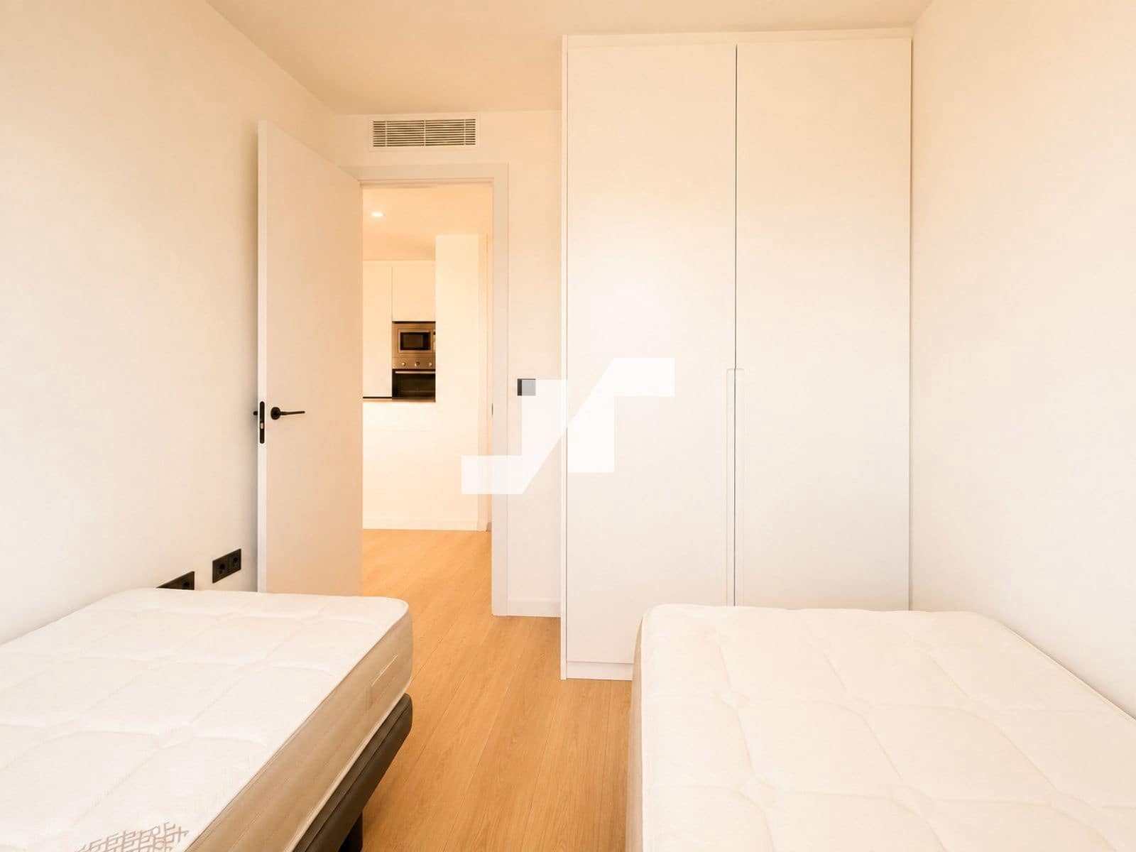 2 bedroom Flat for sale in Moncofa with pool garage - € 289,000 (Ref: 10035055)