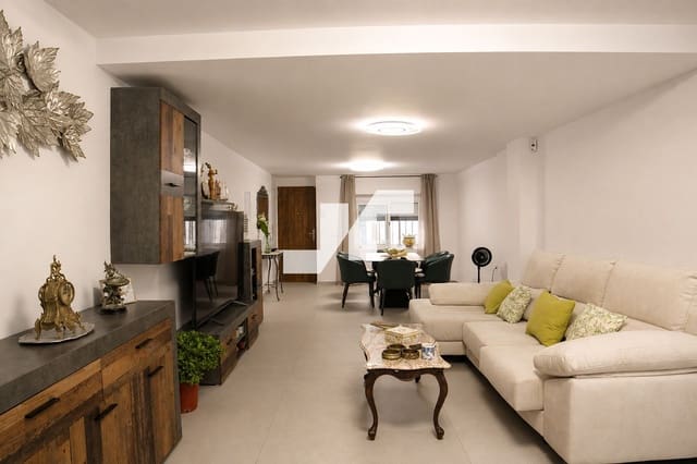 3 makuuhuone Huvila myytävänä paikassa Vila-real - 299 000 € (Ref: 10035761)