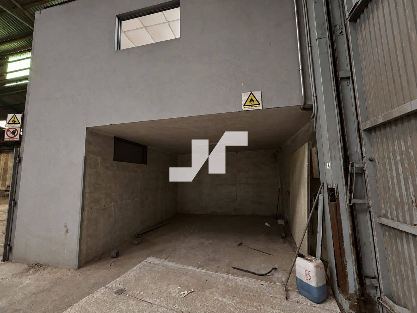 Erhverv til salg i Vila-real - € 1.000.000 (Ref: 10038548)