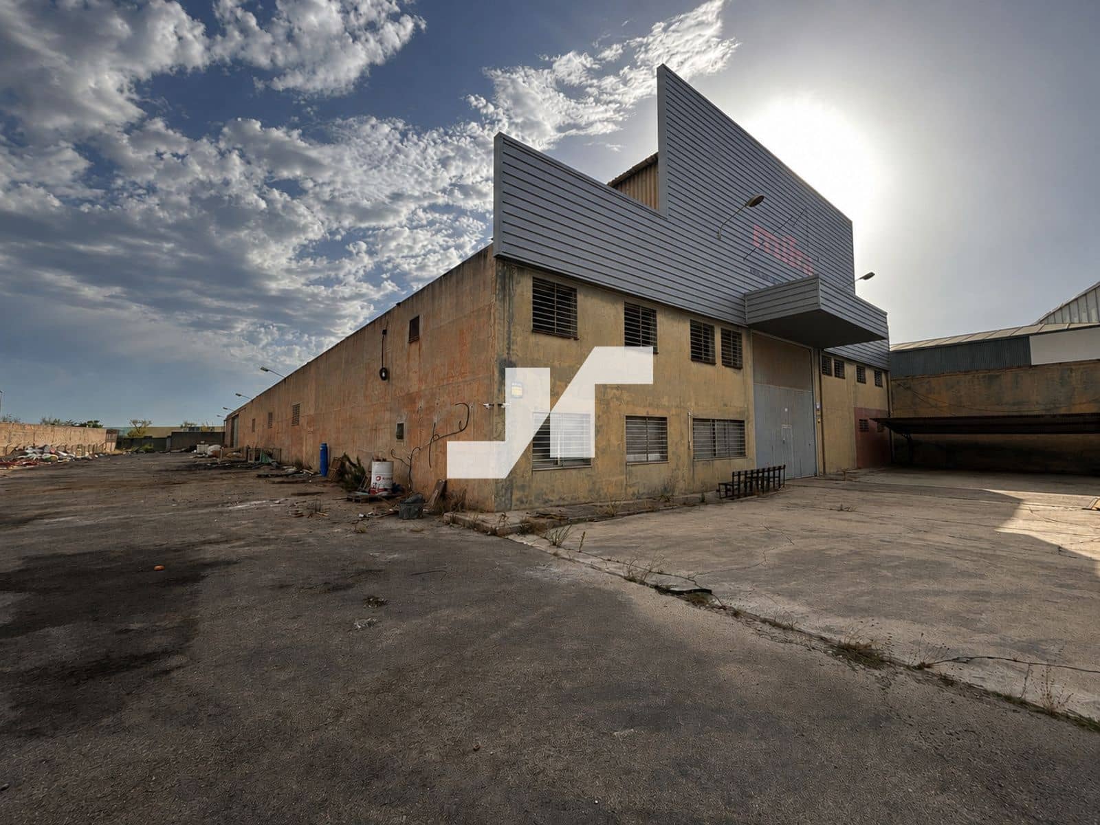 Erhverv til salg i Vila-real - € 1.000.000 (Ref: 10038548)