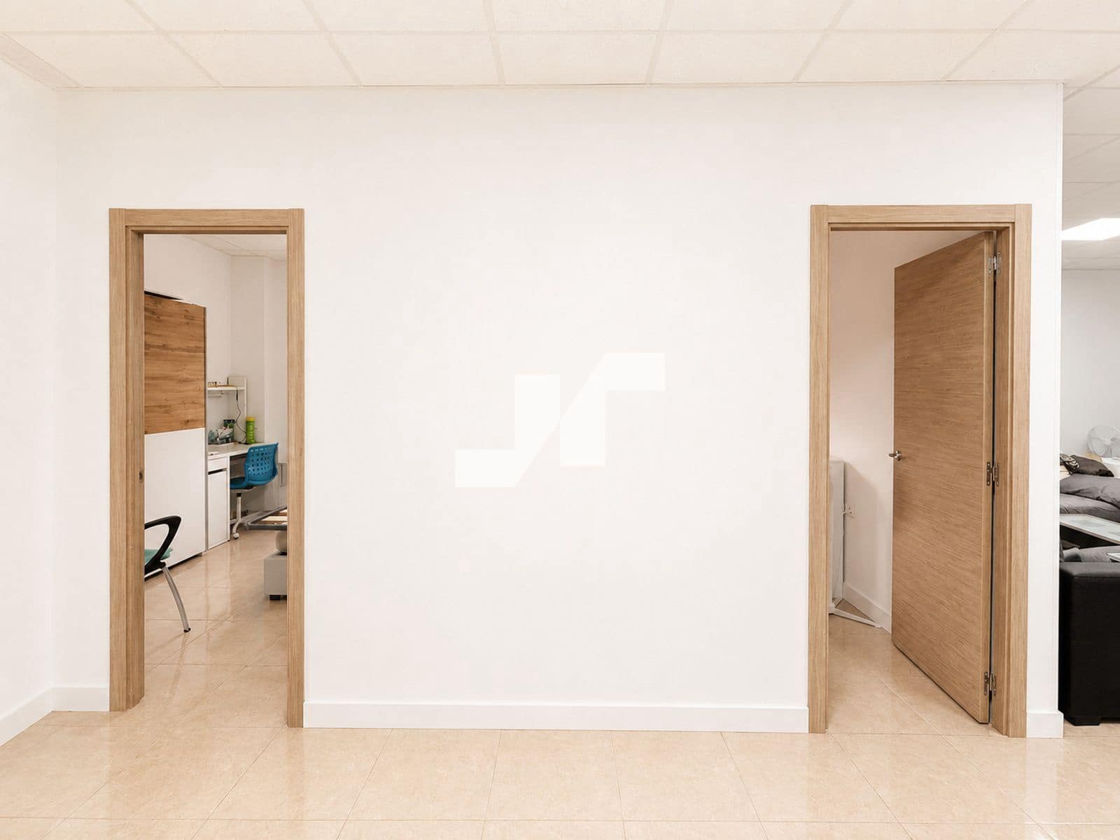 Office for rent in Vila-real - € 450 (Ref: 10046769)