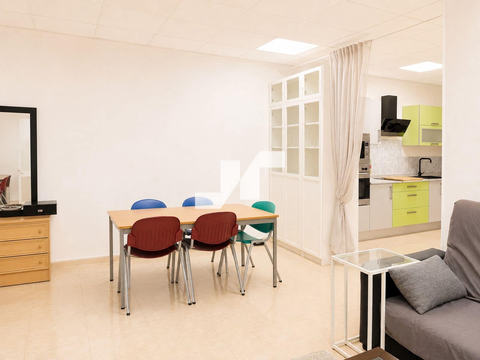 Office for rent in Vila-real - € 450 (Ref: 10046769)