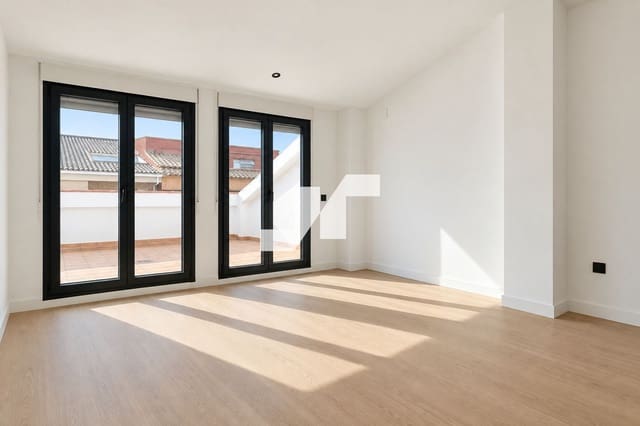 4 sypialnia Penthouse na sprzedaż w Vila-real z garażem - 315 000 € (Ref: 10062828)