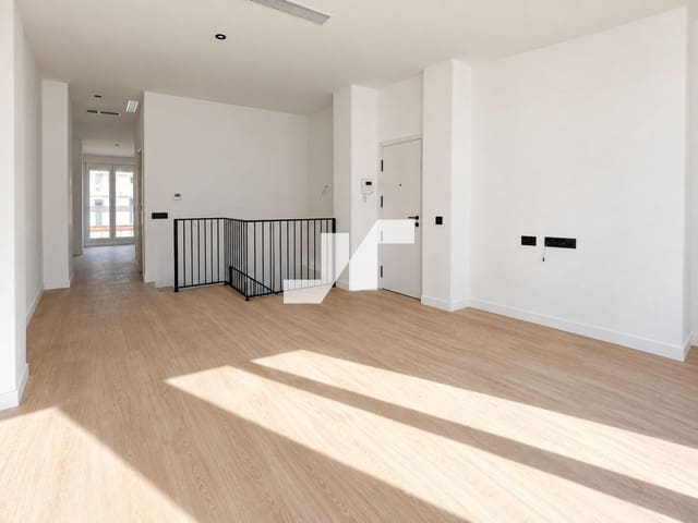 4 sypialnia Penthouse na sprzedaż w Vila-real z garażem - 315 000 € (Ref: 10062828)