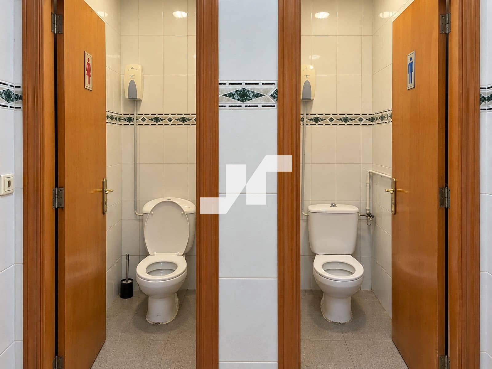 Kommersiell till salu i El Grau de Castello - 105 000 € (Ref: 10076910)