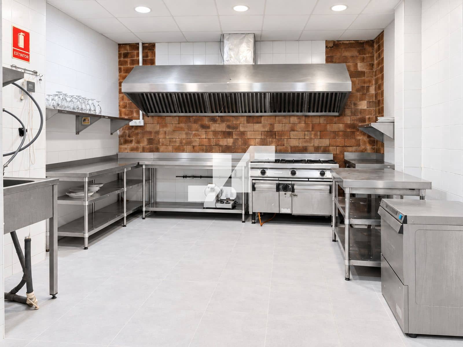 Kommersiell till salu i El Grau de Castello - 105 000 € (Ref: 10076910)