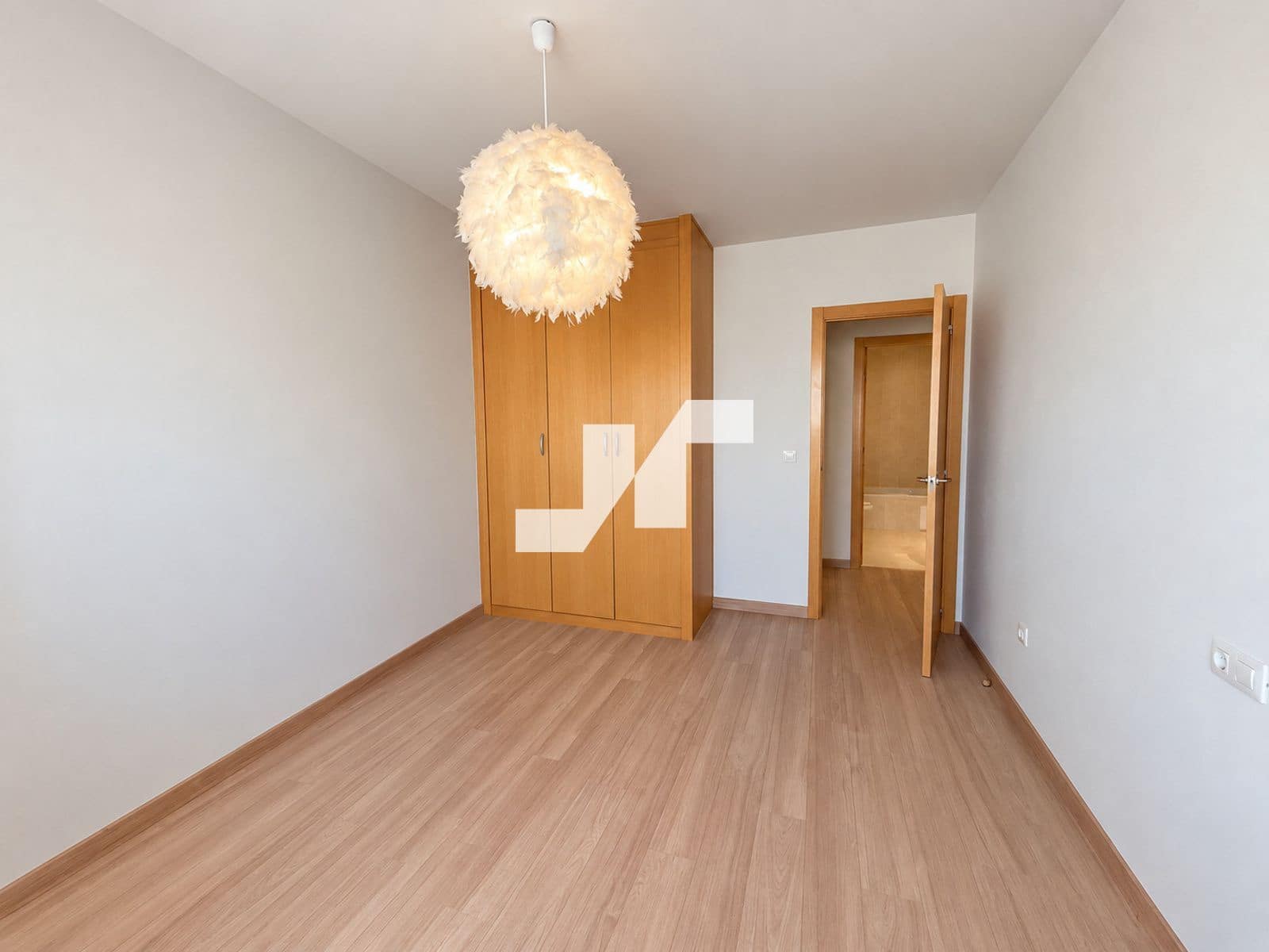 3 sovrum Lägenhet att hyra i Castello de la Plana med garage - 900 € (Ref: 10077353)