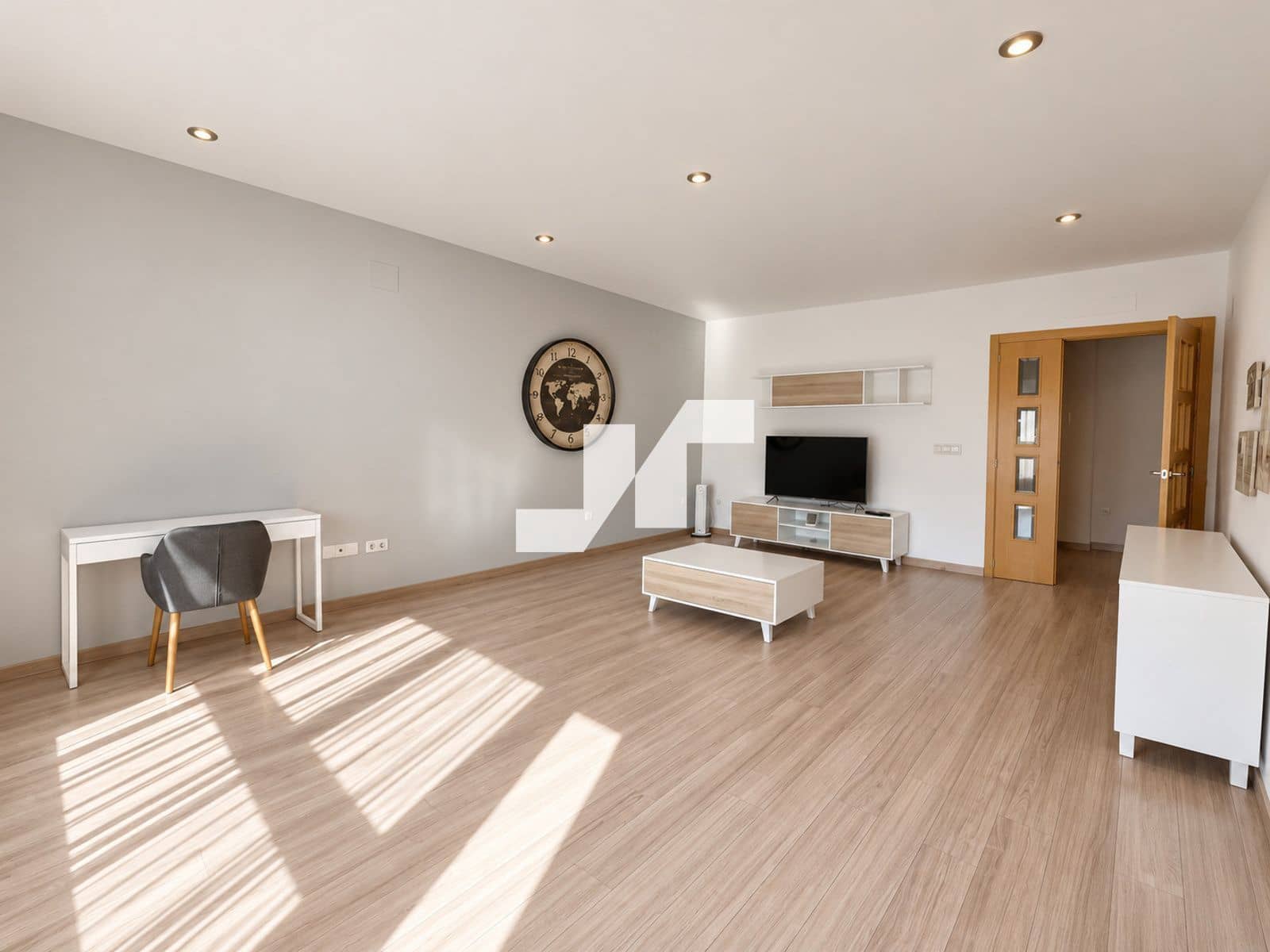 3 sovrum Lägenhet att hyra i Castello de la Plana med garage - 900 € (Ref: 10077353)