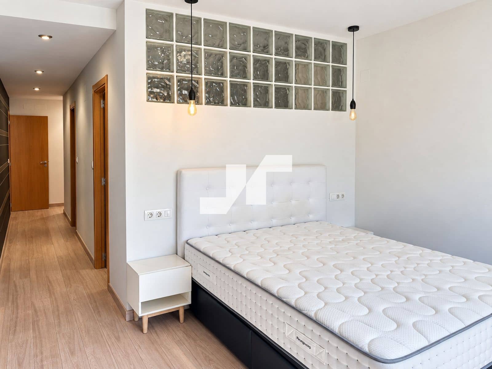 3 sovrum Lägenhet att hyra i Castello de la Plana med garage - 900 € (Ref: 10077353)