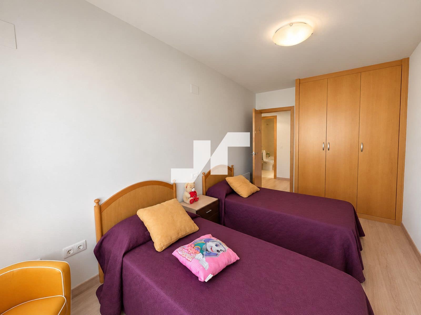3 sovrum Lägenhet att hyra i Castello de la Plana med garage - 900 € (Ref: 10077353)