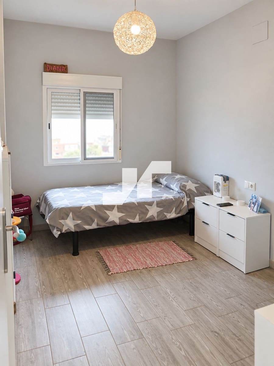 4 slaapkamer Villa te koop in Almassora / Almazora - € 128.000 (Ref: 10085260)