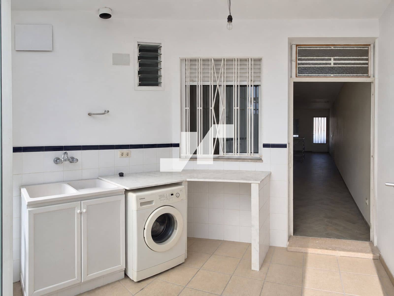 Casa de 3 habitaciones en Vila-real en alquiler con garaje - 1.300 € (Ref: 10097409)