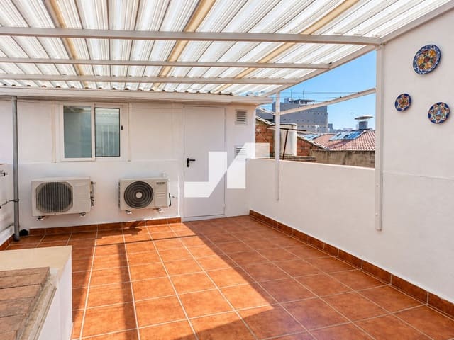 3 chambre Villa/Maison à vendre à Centro, Castelló de la Plana avec garage - 245 000 € (Ref: 10106611)