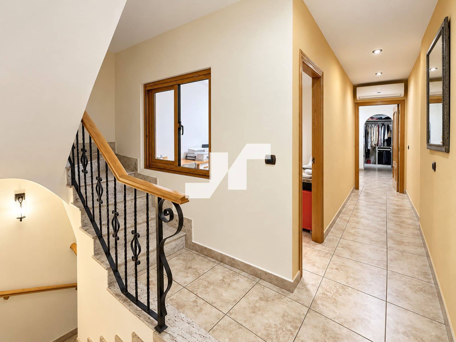 3 chambre Villa/Maison à vendre à Castello de la Plana avec garage - 245 000 € (Ref: 10106611)