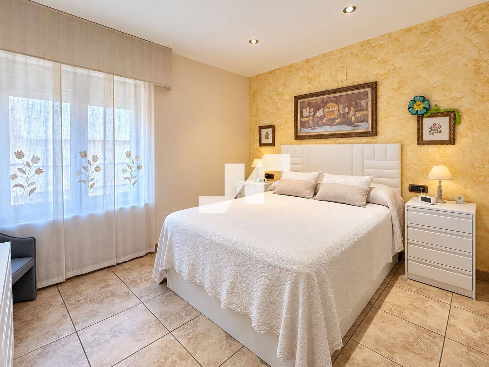 3 chambre Villa/Maison à vendre à Castello de la Plana avec garage - 245 000 € (Ref: 10106611)