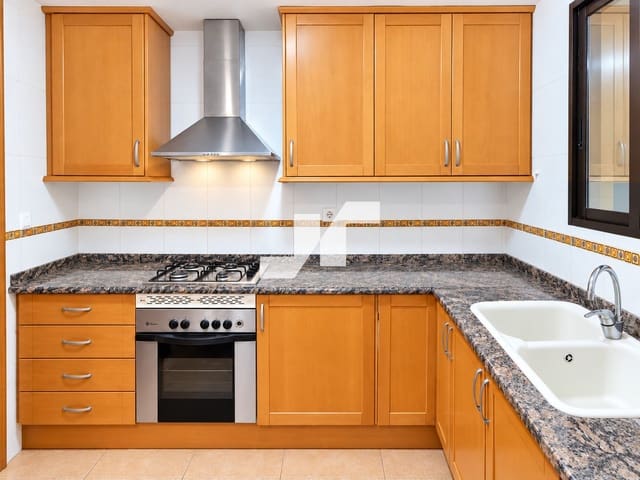 2 sovrum Lägenhet att hyra i Nules - 600 € (Ref: 10118486)