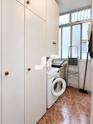 Piso de 4 habitaciones en Centro, Castelló de la Plana en venta - 160.000 € (Ref: 10121084)