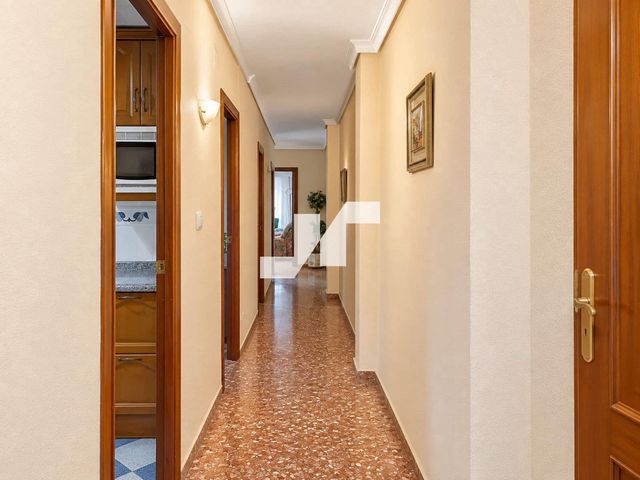 Piso de 4 habitaciones en Centro, Castelló de la Plana en venta - 160.000 € (Ref: 10121084)
