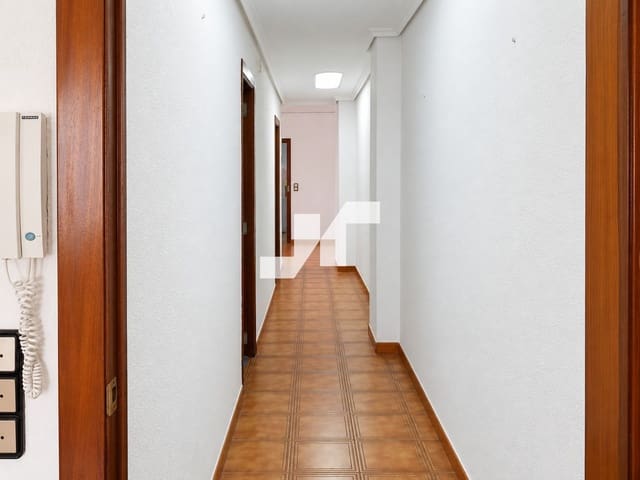 3 Zimmer Villa zu vermieten in Burriana / Borriana mit Garage - 1.000 € (Ref: 10127509)