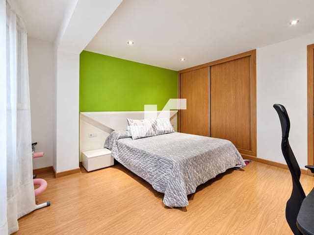 4 quarto Apartamento para venda em Burriana / Borriana - 130 000 € (Ref: 10136492)