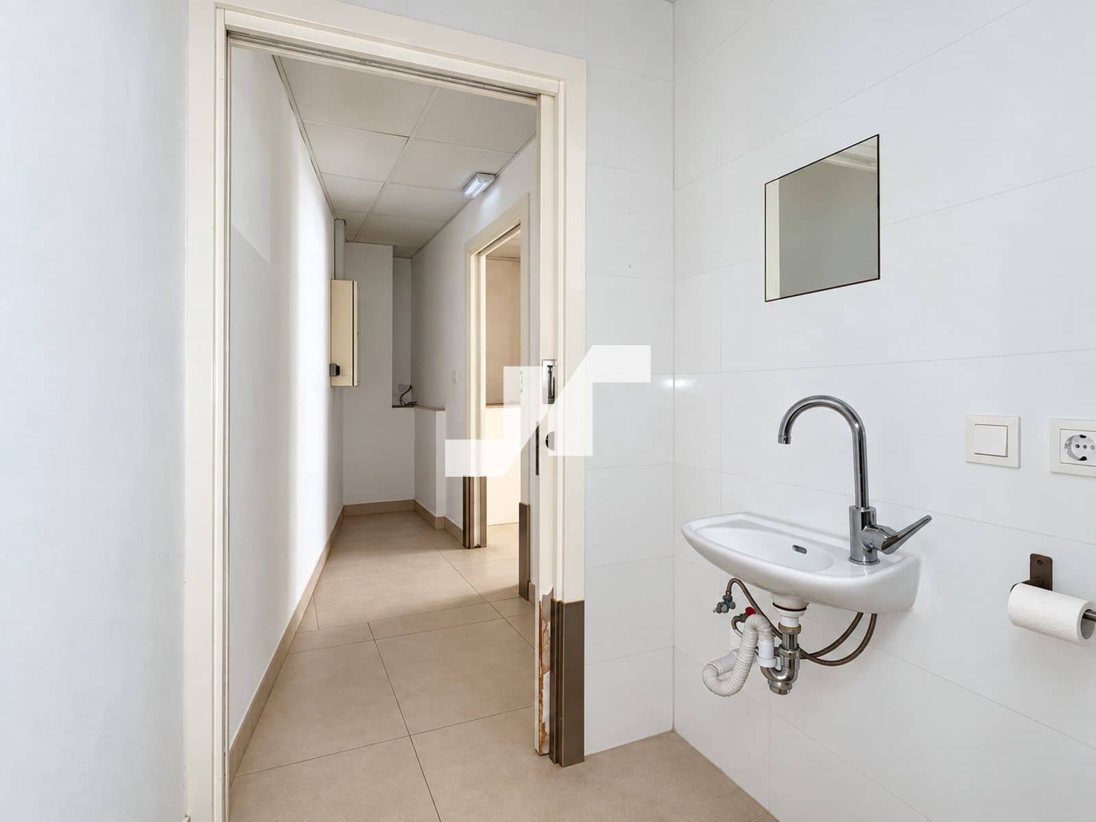 Kommersiell att hyra i Vila-real - 1 300 € (Ref: 10141387)