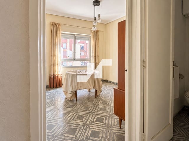 4 soveværelse Lejlighed til salg i Norte, Castelló de la Plana - € 119.000 (Ref: 10172161)