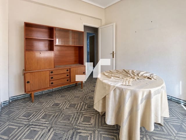 4 soveværelse Lejlighed til salg i Norte, Castelló de la Plana - € 119.000 (Ref: 10172161)