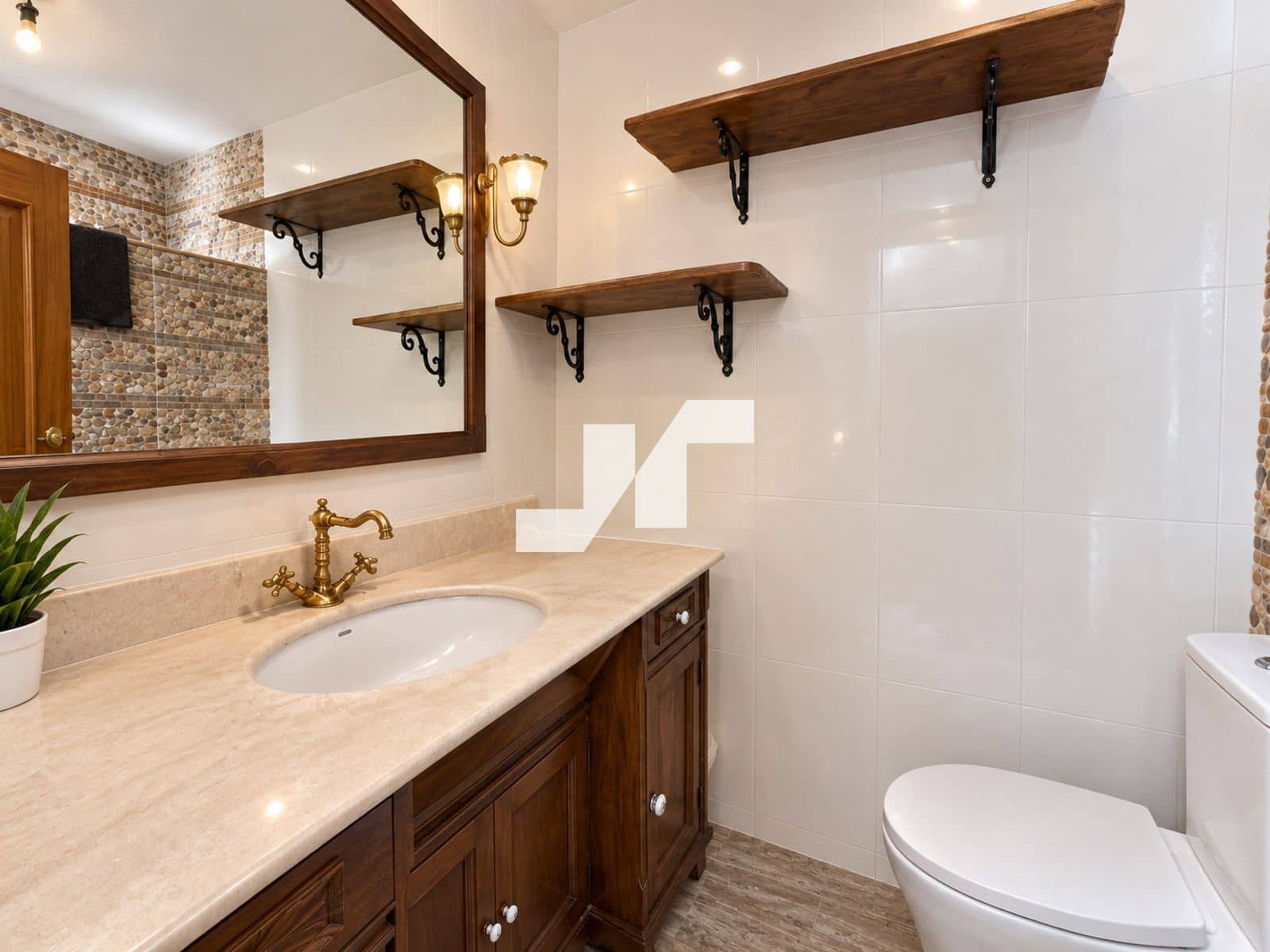 4 slaapkamer Villa te koop in Vila-real met zwembad garage - € 220.000 (Ref: 10186325)