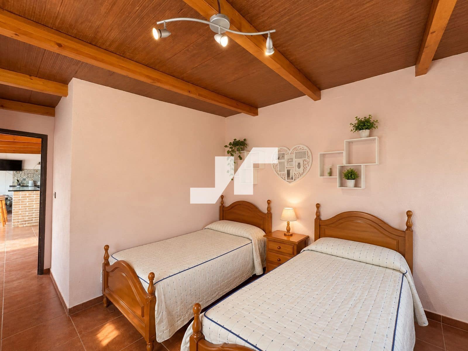 4 slaapkamer Villa te koop in Vila-real met zwembad garage - € 220.000 (Ref: 10186325)