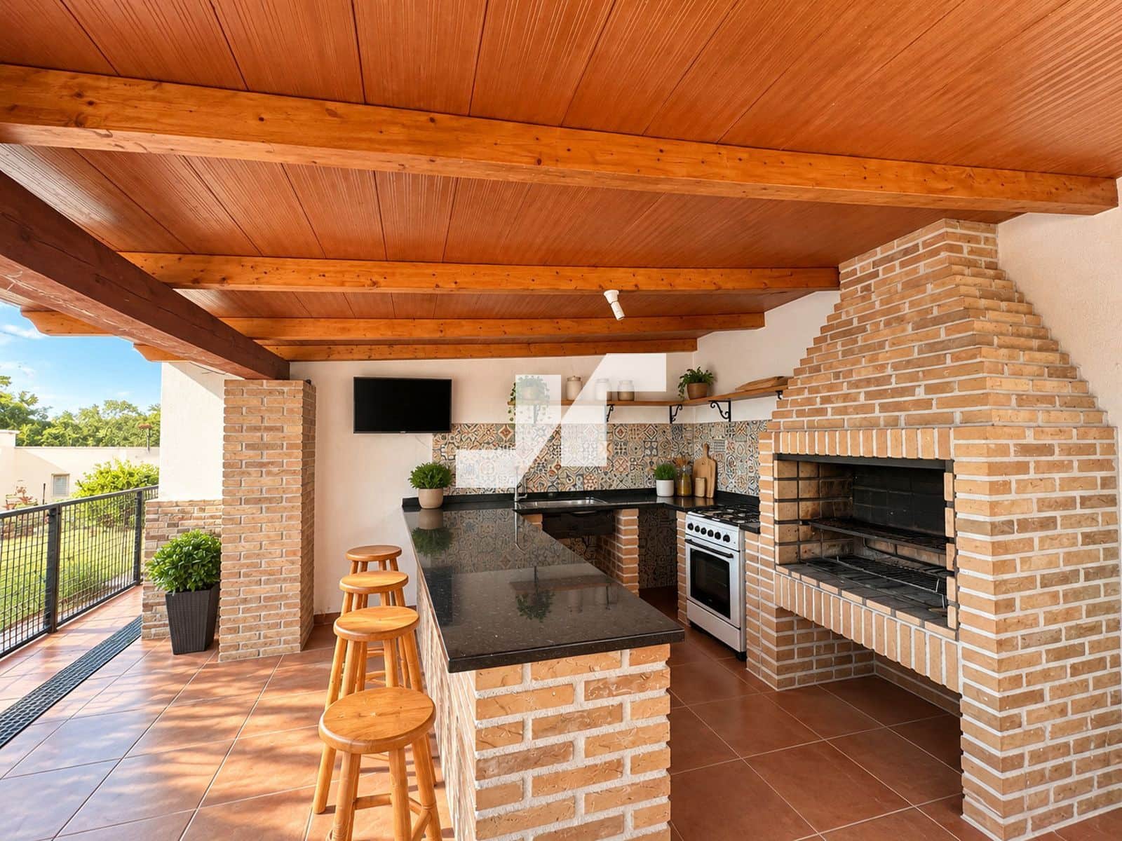 4 slaapkamer Villa te koop in Vila-real met zwembad garage - € 220.000 (Ref: 10186325)