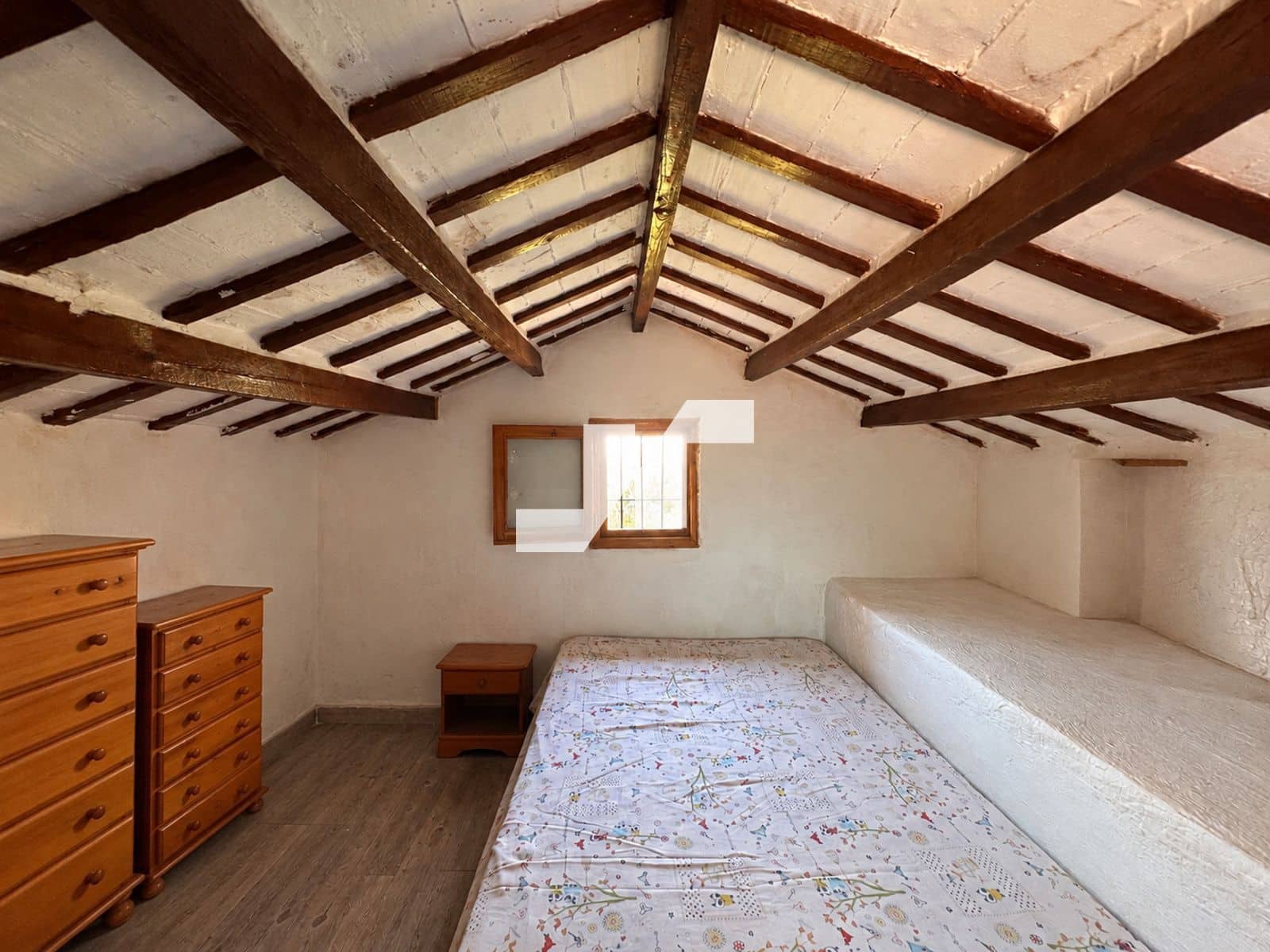 4 slaapkamer Villa te koop in Vila-real met zwembad garage - € 220.000 (Ref: 10186325)
