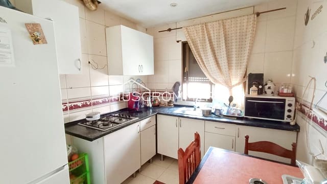 4 bedroom Villa for sale in Burriana / Borriana - € 280,000 (Ref: 8418259)