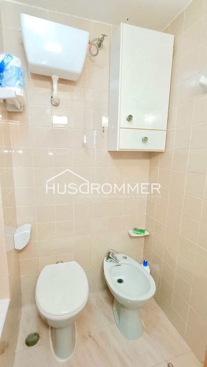 3 bedroom Flat for rent in Benicassim with pool garage - € 2,780 (Ref: 8418263)